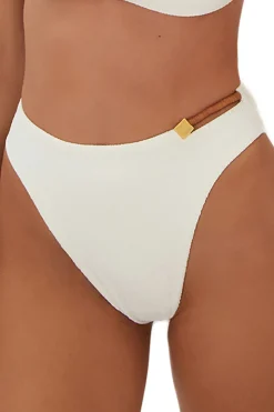 Aika Gigi Bikini Bottom