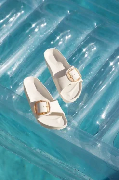 Madrid Big Buckle Slides