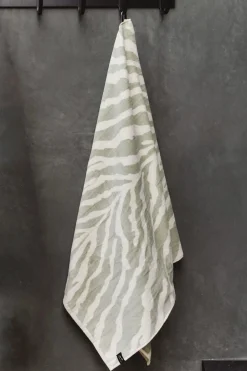 Tigre Premium Woven Towel